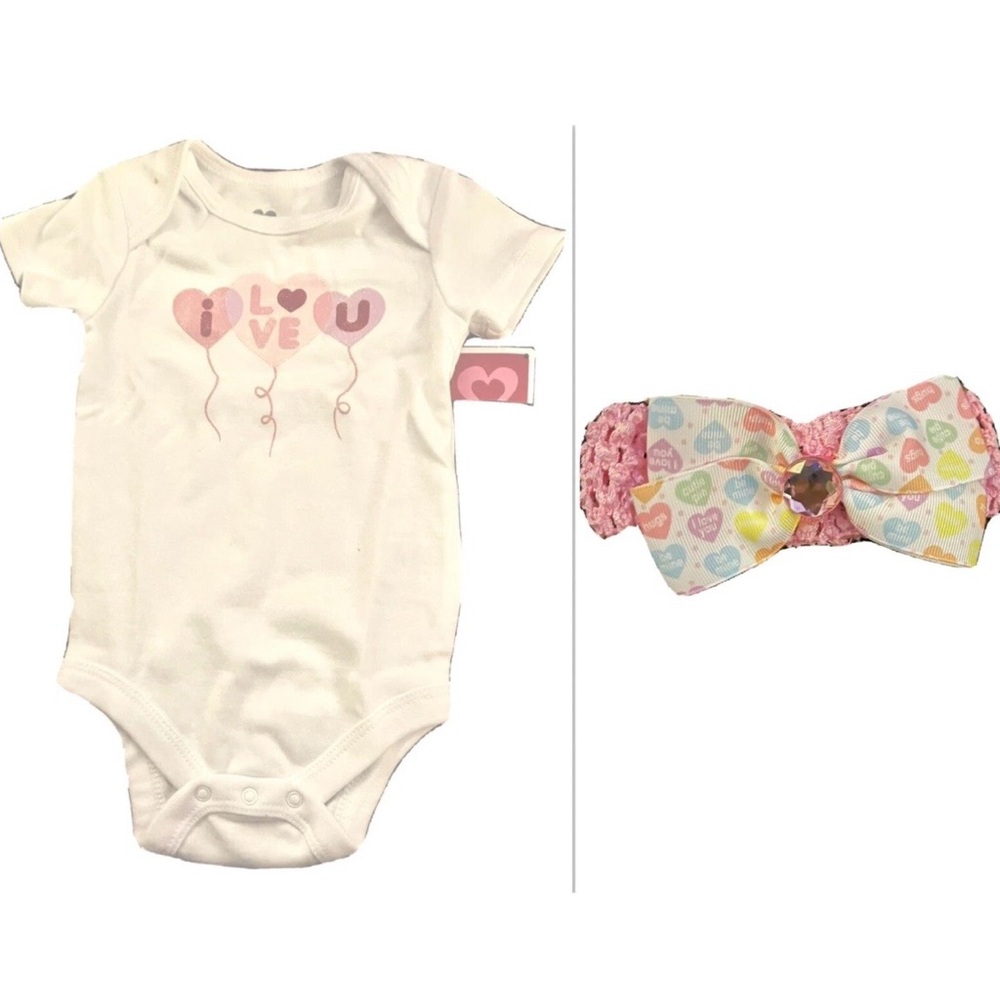 Baby Girls Valentine's Day I LOVE U Bodysuit + Matching Bow - size Newborn.